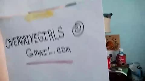 Snapshot of totallyawesome_65 chatting on January 15, 4:54 pm totallyawesome_65 online show from January 15, 4:54 pm