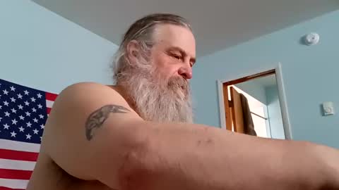 Snapshot of totallyawesome_65 chatting on February 2, 3:07 pm totallyawesome_65 online show from February 2, 3:07 pm