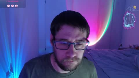 Snapshot of totoclown chatting on December 21, 5:36 am Thomas online show from December 21, 5:36 am