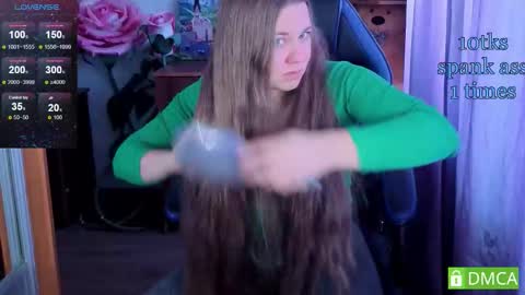 Snapshot of touch_m3 chatting on September 21, 7:54 am online show from September 21, 7:54 am