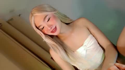 Snapshot of touch_my_body1 chatting on March 25, 6:30 am iloveyou AZ online show from March 25, 6:30 am