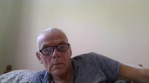 Snapshot of touche5656607203 chatting on October 28, 10:41 am touche5656607203 online show from October 28, 10:41 am