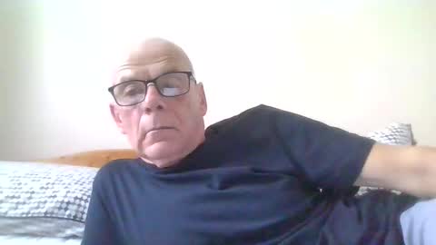 Snapshot of touche5656607203 chatting on November 3, 2:18 pm touche5656607203 online show from November 3, 2:18 pm