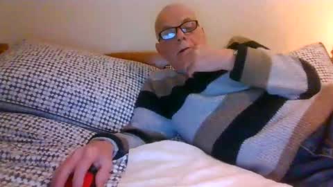 Snapshot of touche5656607203 chatting on February 3, 10:15 pm touche5656607203 online show from February 3, 10:15 pm