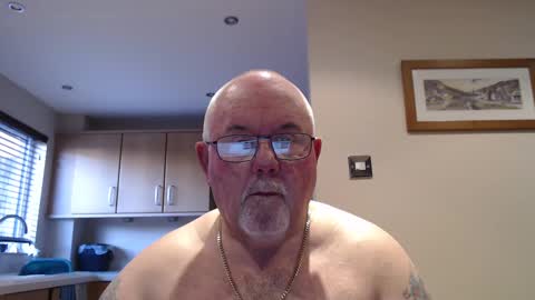 Snapshot of touchwood25 chatting on February 22, 3:58 pm TOUCHWOOD25 online show from February 22, 3:58 pm