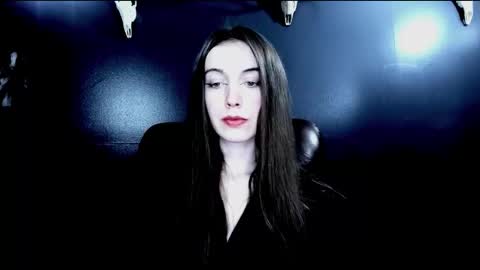toxicdomme online show from January 18, 5:50 pm