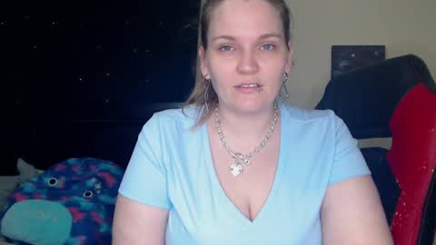 Lilly Miss Mistress Goddess Maam Queen Boss online show from February 4, 10:54 am