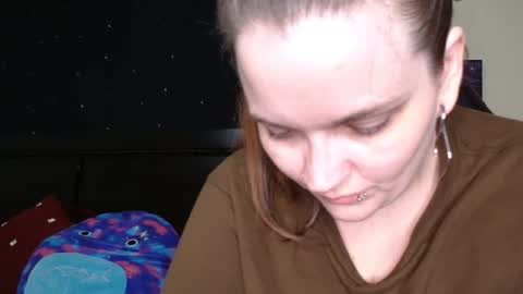 Snapshot of toxiclilly chatting on November 30, 8:18 am Lilly Miss Mistress Goddess Maam Queen Boss online show from November 30, 8:18 am