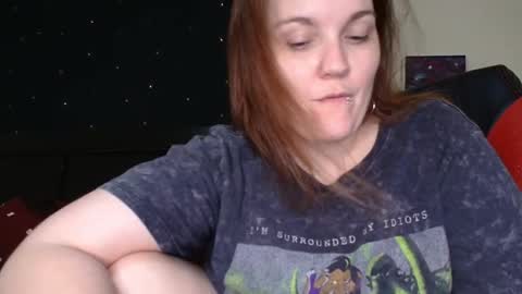 Snapshot of toxiclilly chatting on December 19, 9:05 am Lilly Miss Mistress Goddess Maam Queen Boss online show from December 19, 9:05 am