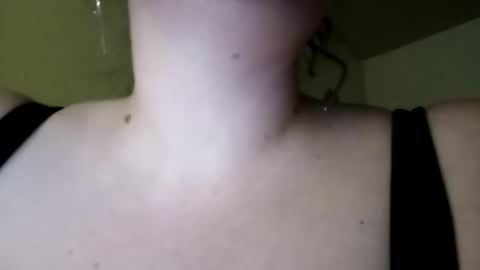 Snapshot of toxiclilly chatting on March 23, 5:55 am Lilly Miss Mistress Goddess Maam Queen Boss online show from March 23, 5:55 am