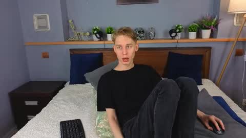 Snapshot of toxicpassion chatting on February 4, 9:04 am Max online show from February 4, 9:04 am