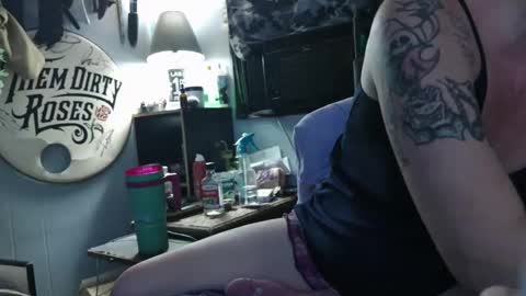 ToxicTemptress420 online show from January 14, 5:13 am