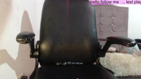 toxca69 online show from December 7, 9:17 am