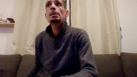 Snapshot of toy_master101 chatting on January 18, 11:41 pm toy master101 online show from January 18, 11:41 pm