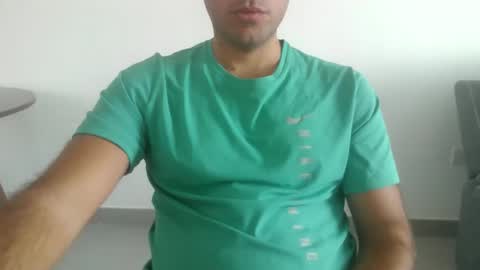 ToyBoy11222 online show from November 2, 5:32 am