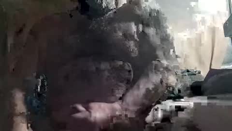 Snapshot of tr0069 chatting on April 4, 8:12 am tr0069 online show from April 4, 8:12 am