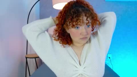 tracielowe_w online show from September 28, 3:23 am