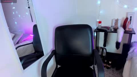 tracy online show from November 8, 4:56 am