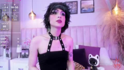 Snapshot of tracy_lee_ chatting on April 7, 8:53 pm Tracy online show from April 7, 8:53 pm