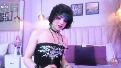 Snapshot of tracy_lee_ chatting on April 10, 8:46 pm Tracy online show from April 10, 8:46 pm