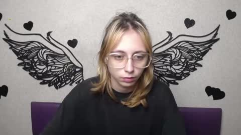 TracyLeeBB online show from November 21, 12:15 pm