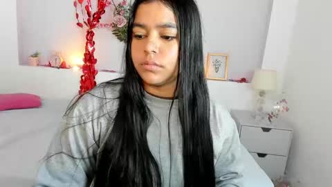 Snapshot of tracyllane chatting on February 17, 5:58 am NIKOL online show from February 17, 5:58 am