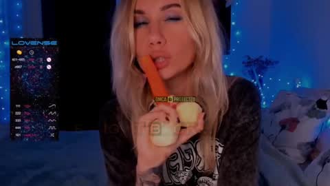 Hey my name is Kiri Kiri online show from January 29, 9:28 pm