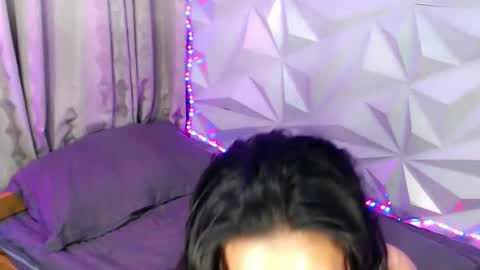 Gigi online show from December 4, 5:44 pm