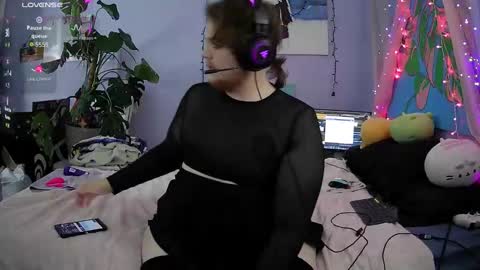 Snapshot of trans_druid chatting on September 23, 3:37 pm Druid online show from September 23, 3:37 pm