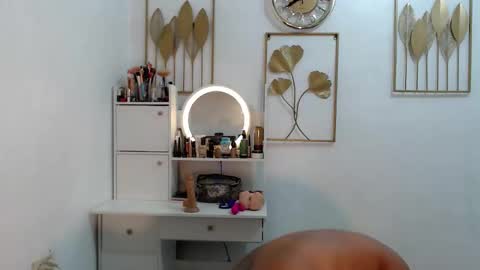 Snapshot of transeugene1990 chatting on March 4, 4:24 pm transeugene1990 online show from March 4, 4:24 pm