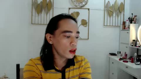 Snapshot of transeugene1990 chatting on March 24, 6:40 am transeugene1990 online show from March 24, 6:40 am