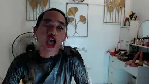 Snapshot of transeugene1990 chatting on March 27, 6:30 am transeugene1990 online show from March 27, 6:30 am