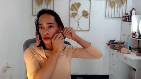 Snapshot of transeugene1990 chatting on April 2, 6:55 am transeugene1990 online show from April 2, 6:55 am