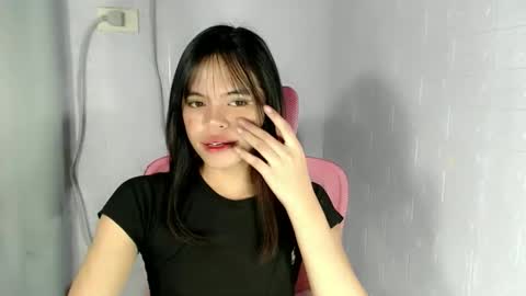 Snapshot of transpinay_kimxxx chatting on April 6, 6:58 am transpinay_kimxxx online show from April 6, 6:58 am