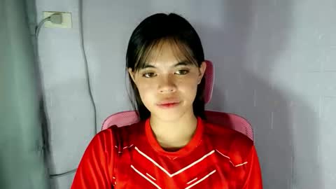 Snapshot of transpinay_kimxxx chatting on April 7, 11:15 pm transpinay_kimxxx online show from April 7, 11:15 pm