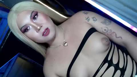 Snapshot of treatmelikeababe chatting on March 12, 8:37 pm YOUR SLUT online show from March 12, 8:37 pm