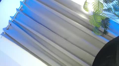 Snapshot of treatmelikeababe chatting on May 19, 12:22 pm YOUR SLUT online show from May 19, 12:22 pm