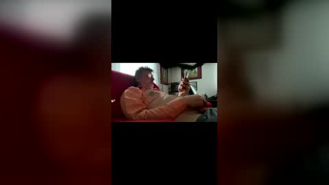 Snapshot of trebgeis1 chatting on December 19, 1:18 pm trebgeis1 online show from December 19, 1:18 pm