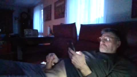 Snapshot of trebgeis1 chatting on February 9, 4:44 pm trebgeis1 online show from February 9, 4:44 pm