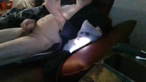 trebgeis1 online show from March 14, 5:35 am