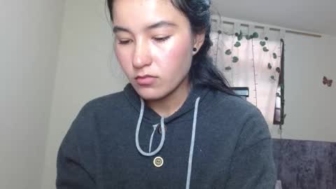 Snapshot of trebol_4 chatting on February 5, 7:07 pm trebol_4 online show from February 5, 7:07 pm