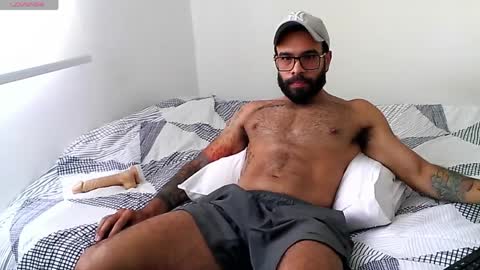 Hunter man online show from March 30, 4:52 pm