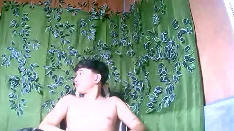 trebz_01 online show from November 12, 8:04 am