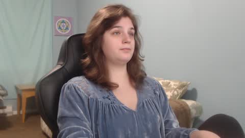 Snapshot of treejeanne chatting on December 31, 7:29 pm TreeJeanne online show from December 31, 7:29 pm