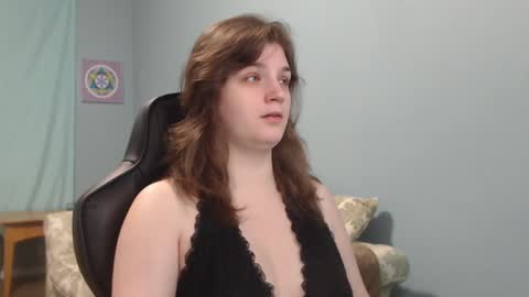 Snapshot of treejeanne chatting on January 10, 2:55 pm TreeJeanne online show from January 10, 2:55 pm