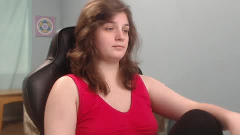 Snapshot of treejeanne chatting on February 5, 12:10 am TreeJeanne online show from February 5, 12:10 am