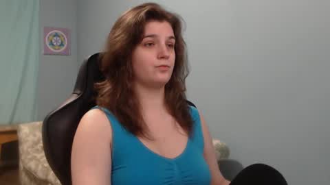 Snapshot of treejeanne chatting on February 26, 1:19 pm TreeJeanne online show from February 26, 1:19 pm