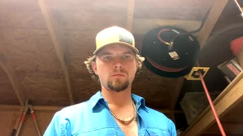 treeman817 online show from June 15, 12:35 am