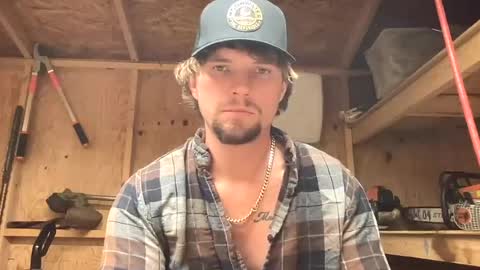 treeman817 online show from June 17, 12:57 am