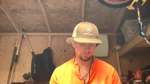 treeman817 online show from June 19, 12:26 am